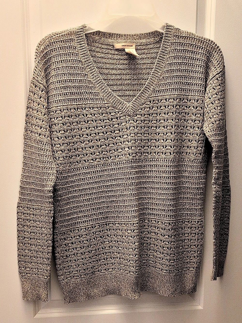 DKNY Jeans V-Neck Knit Sweater in Gray